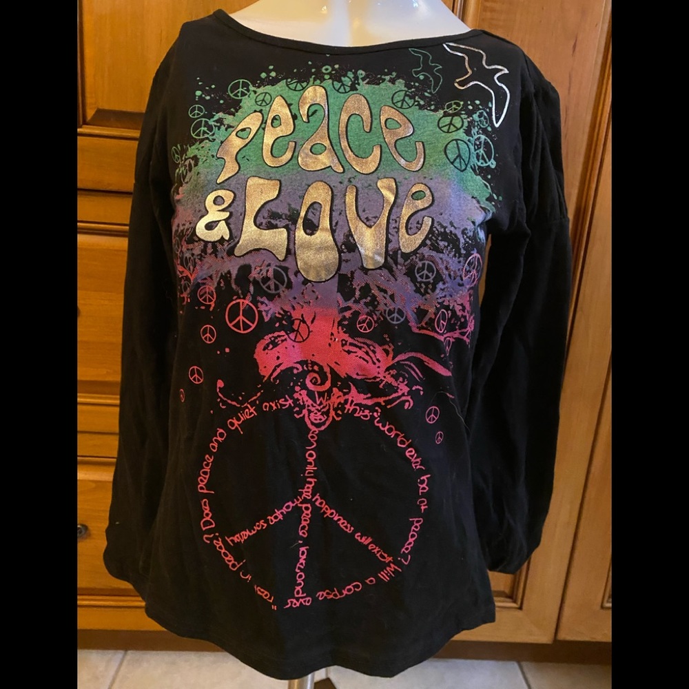 💰3 for $20 - Girls top, Peace & Love